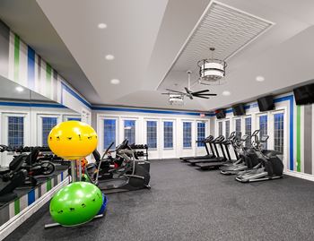 State-of-the-art 24/7 fitness center